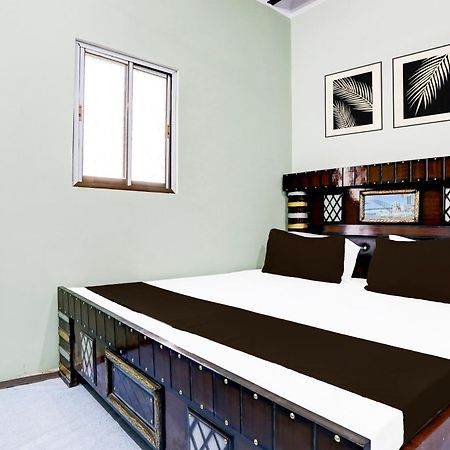 Hotel O V.K. Hotel Prayagraj Extérieur photo