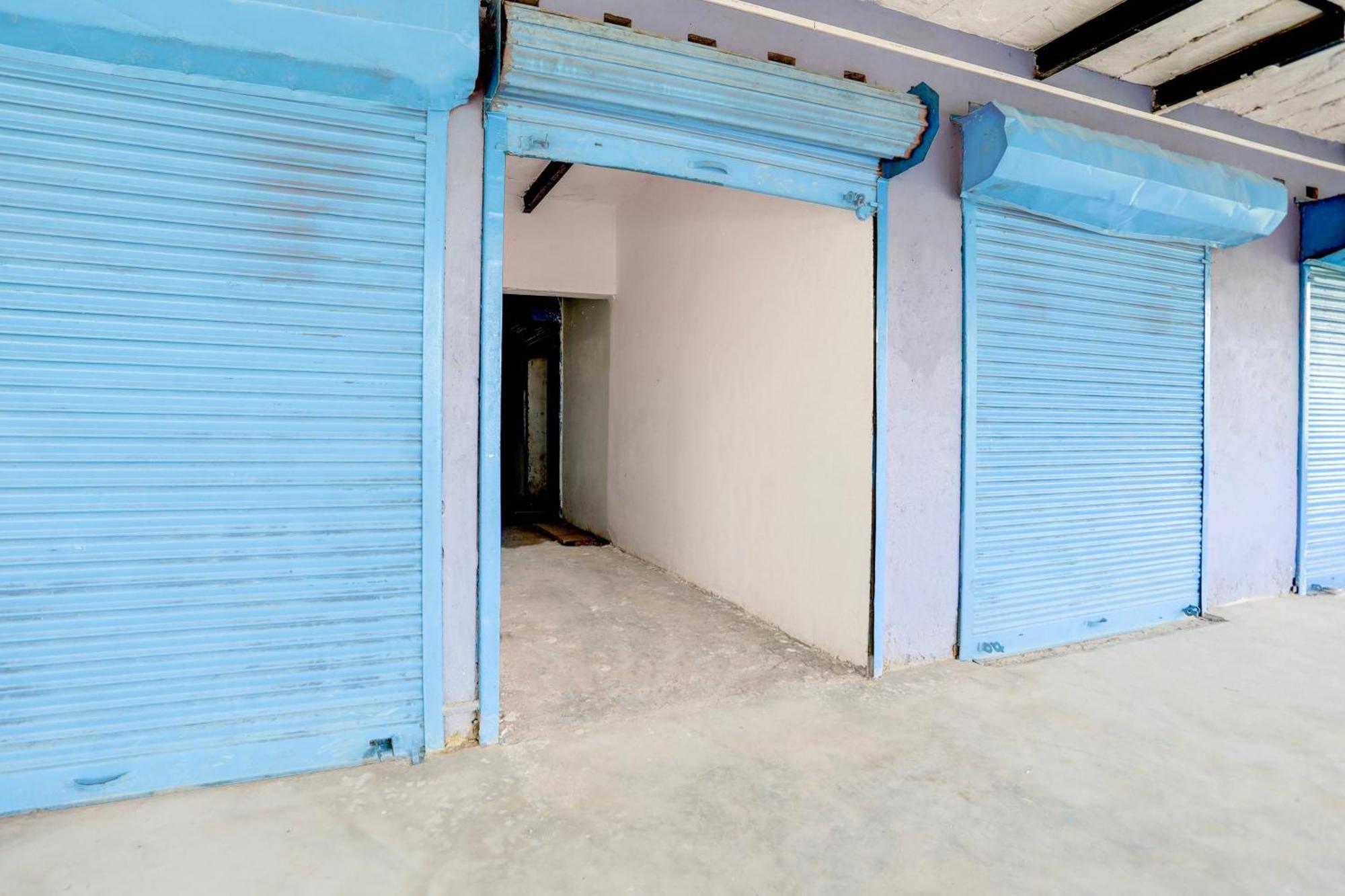 Hotel O V.K. Hotel Prayagraj Extérieur photo