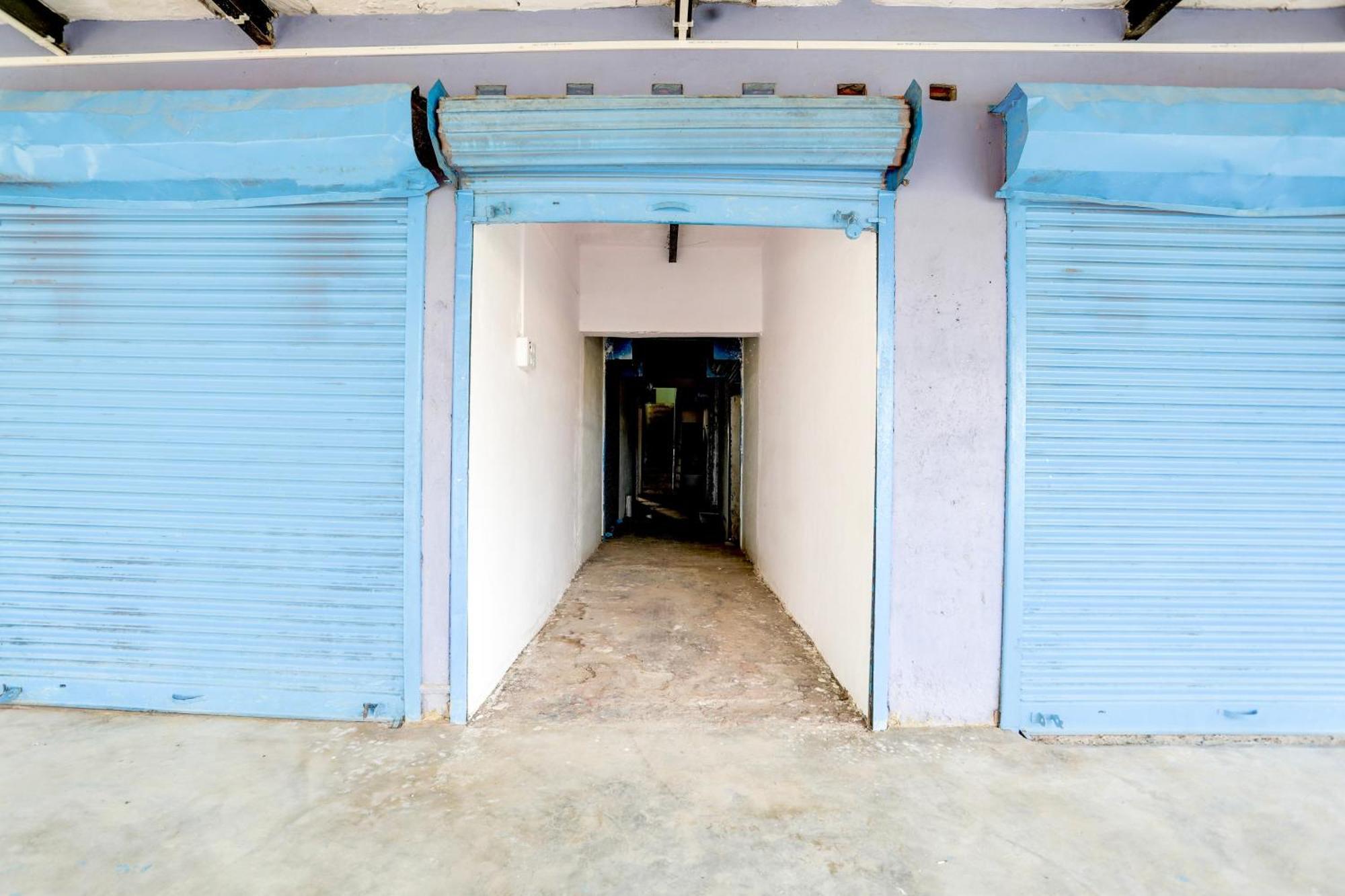 Hotel O V.K. Hotel Prayagraj Extérieur photo
